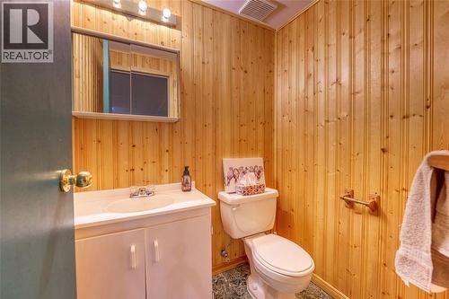 706 Esser Crescent, Sarnia, ON 