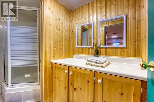 706 Esser Crescent, Sarnia, ON 