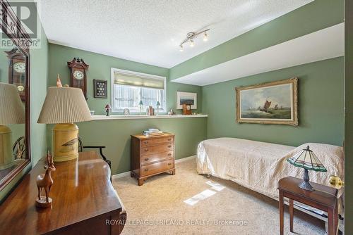 Lower bedroom or home office alternative - 17 - 1100 Byron Baseline Road, London South (South K), ON - Indoor Photo Showing Bedroom
