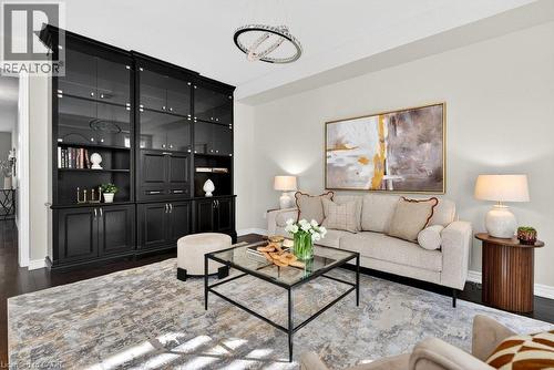 523 Terrace Way, Oakville, ON - Indoor Photo Showing Living Room
