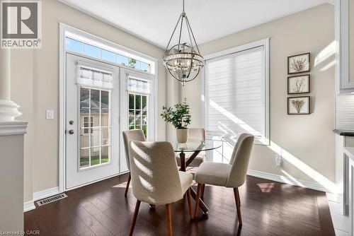 523 Terrace Way, Oakville, ON - Indoor Photo Showing Dining Room