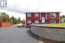 7 Squires Road Paradise, NL A1L 3S3
