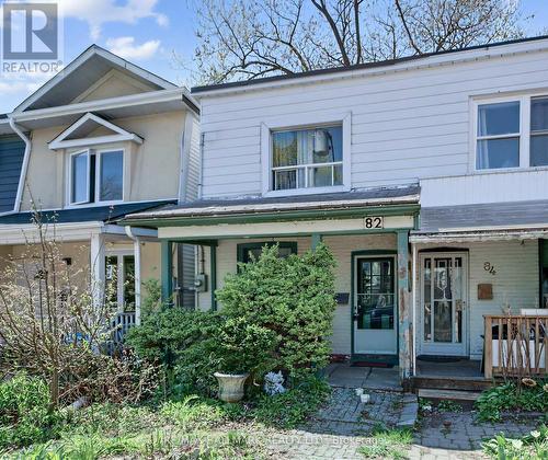 82 MURIEL AVENUE  Toronto, ON M4J 2Y4