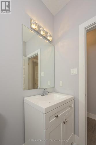 1062 Melsetter Way, London North (North S), ON 