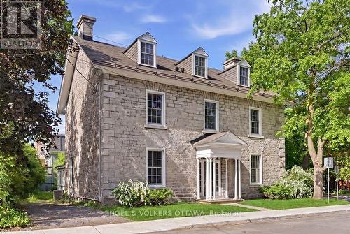 35 Mackay Street, Ottawa, ON 