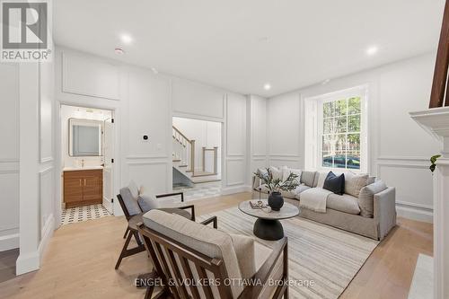 35 Mackay Street, Ottawa, ON 