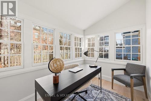 Breakfast nook or office space - 35 Mackay Street, Ottawa, ON 