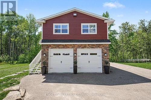 835 Archibald Street, Mcnab/Braeside, ON 