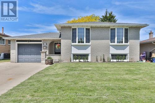 11 Lynwood Drive, Hamilton, ON 