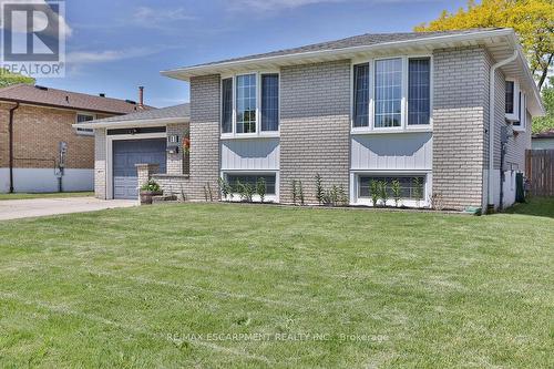 11 Lynwood Drive, Hamilton, ON 