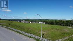 2 HORIZON COURT Kawartha Lakes, ON L0A 1A0