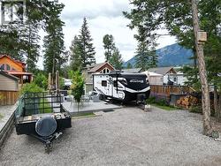 4868 RIVERVIEW Drive Unit# 92 Edgewater, BC V0A 1E0