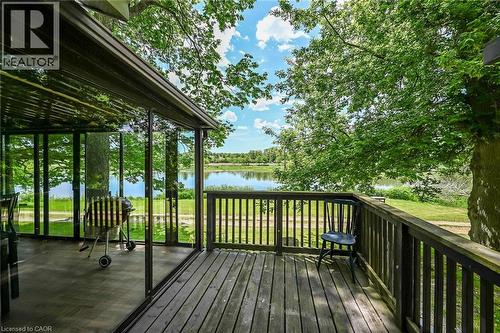 2 Townline Road E, Cayuga, ON 