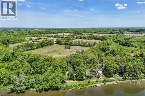 2 Townline Road E, Cayuga, ON 