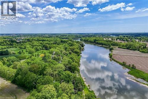 2 Townline Road E, Cayuga, ON 