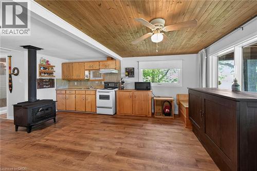 2 Townline Road E, Cayuga, ON 