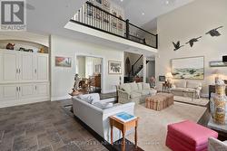 Open concept living - 