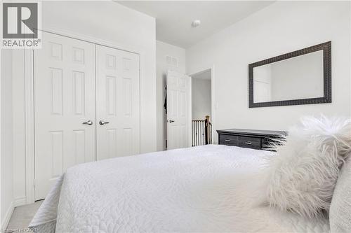 101 Westfield Crescent, Waterdown, ON 