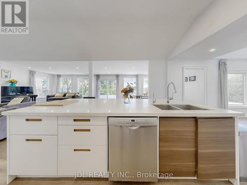 25220 Maple Beach Road, Brock, ON 