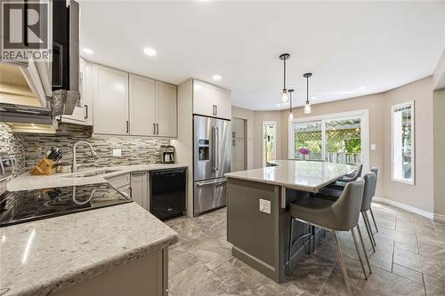1722 Trinity Crescent, Sarnia, ON 