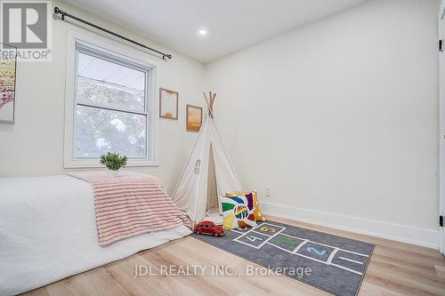 15 Crossburn Drive, Toronto, ON 