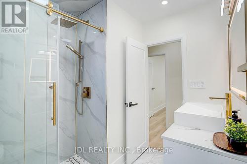 15 Crossburn Drive, Toronto, ON 