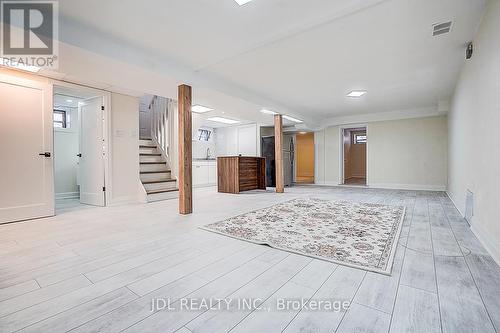 15 Crossburn Drive, Toronto, ON 