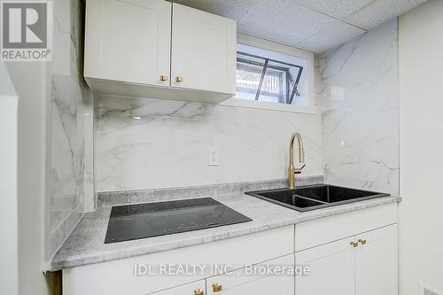 15 Crossburn Drive, Toronto, ON 