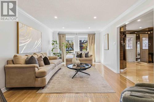 4330 Spinningdale Court, Mississauga, ON 