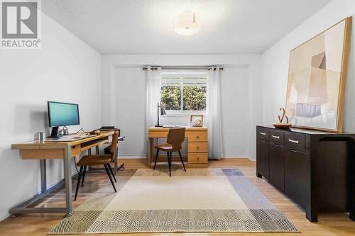 4330 Spinningdale Court, Mississauga, ON 