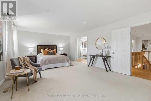 4330 Spinningdale Court, Mississauga, ON 