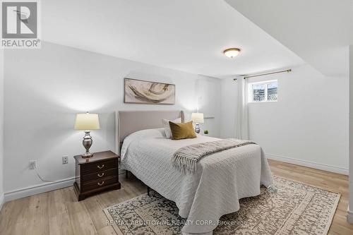 4330 Spinningdale Court, Mississauga, ON 