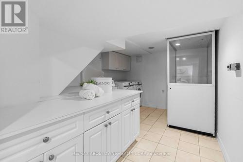 In-home Elevator - 4330 Spinningdale Court, Mississauga, ON 