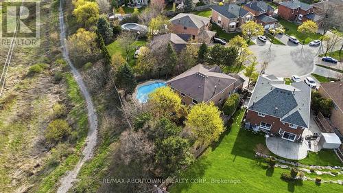 4330 Spinningdale Court, Mississauga, ON 