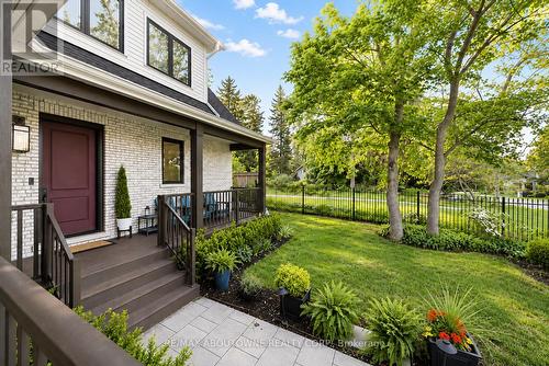 489 Lakeshore Road W, Oakville, ON 