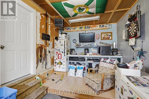 Garage - 320 Centre Street, Shelburne, ON 