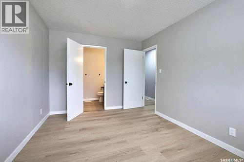 35 Chase Crescent, Regina, SK 
