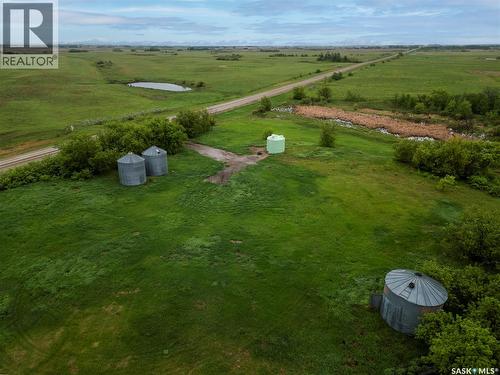 4 Quarters - Melville, Grayson Rm No. 184, SK 