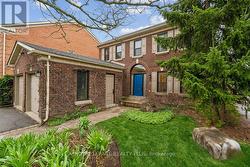 34 THEOBALDS CIRCLE Richmond Hill, ON L4C 9C6