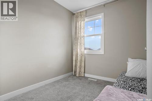 4073 Delhaye Way, Regina, SK - Indoor Photo Showing Bedroom