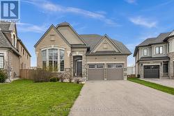 398 FRONTIER COURT  Pickering, ON L1W 4A9
