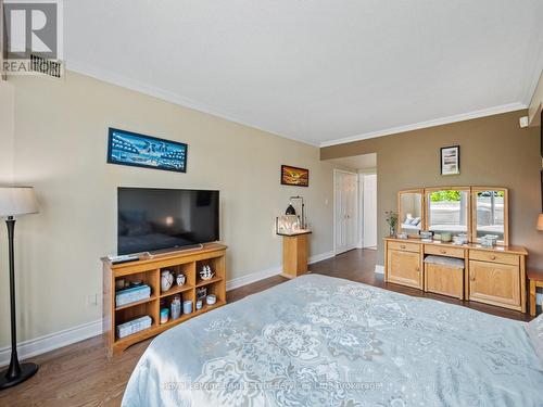 Primary Bedroom - 310 - 415 Locust Street, Burlington (Brant), ON - Indoor Photo Showing Bedroom