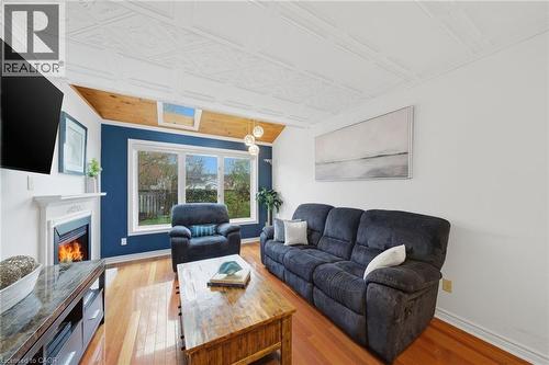 11 Tomahawk Drive, Grimsby, ON - Indoor Photo Showing Living Room With Fireplace