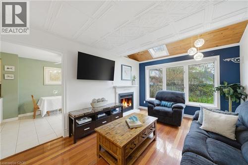 11 Tomahawk Drive, Grimsby, ON - Indoor Photo Showing Living Room With Fireplace
