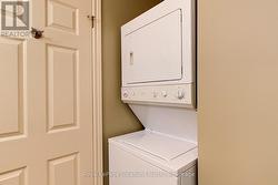 Main Floor laundry - 