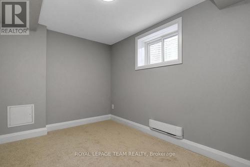 B - 558 Ashbourne Crescent, Ottawa, ON - Indoor Photo Showing Other Room
