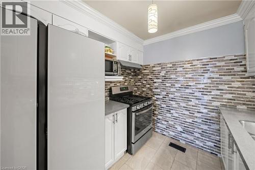 95 Quantrell Trail, Toronto, ON - Indoor Photo Showing Kitchen
