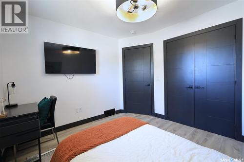 2725 Preston Avenue S, Saskatoon, SK - Indoor Photo Showing Bedroom