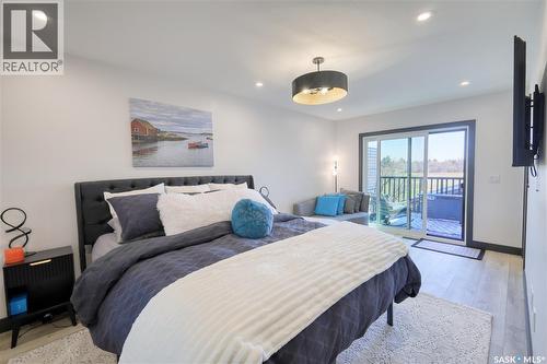 2725 Preston Avenue S, Saskatoon, SK - Indoor Photo Showing Bedroom