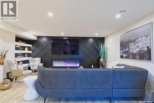 2725 Preston Avenue S, Saskatoon, SK - Indoor
